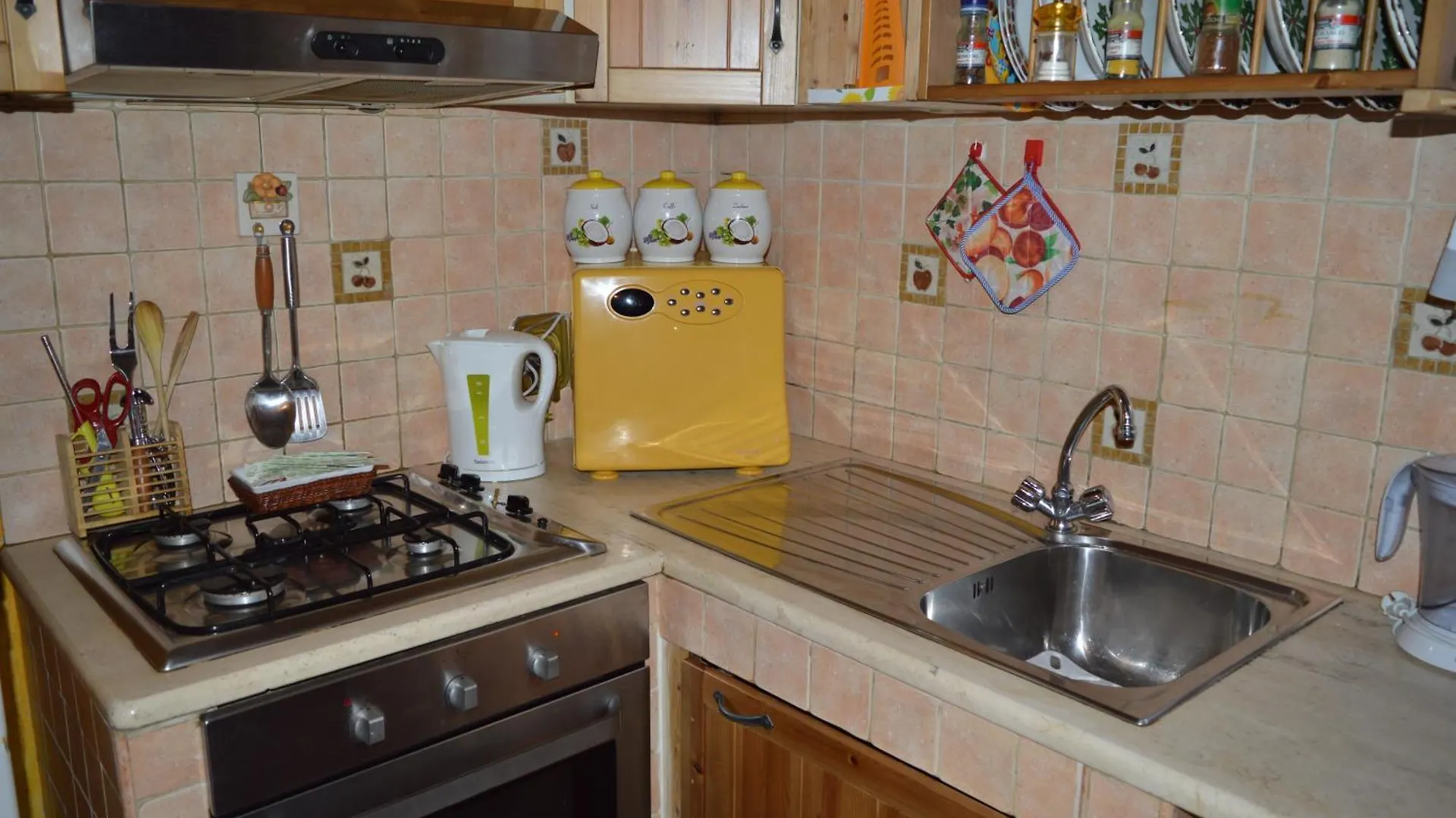 Apartament La Casetta Gialla Di Edoardo Rzym